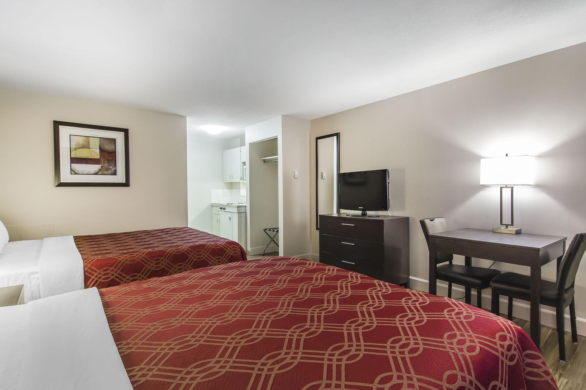 Econo Lodge Inn & Suites Летбридж Экстерьер фото