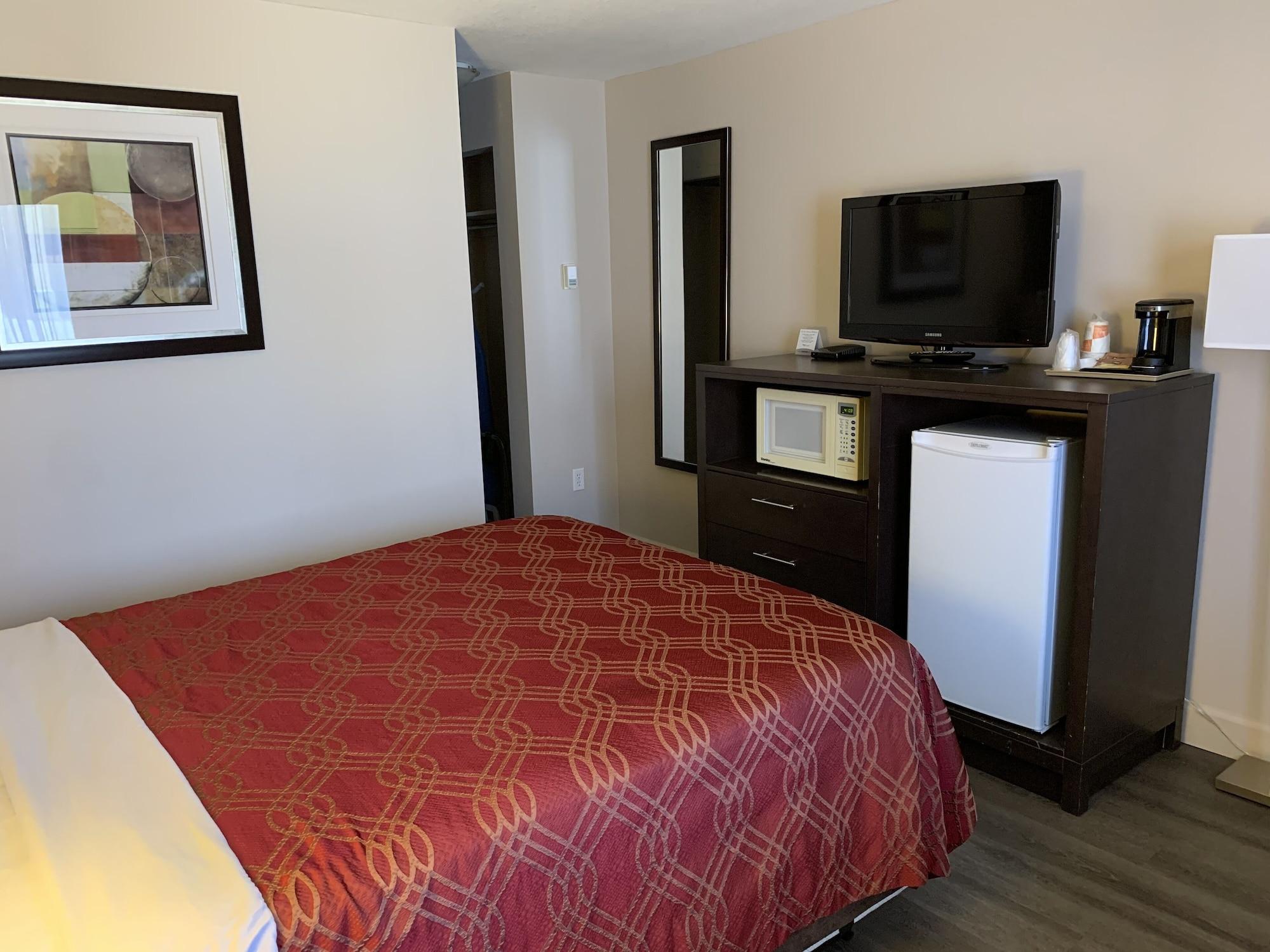 Econo Lodge Inn & Suites Летбридж Экстерьер фото